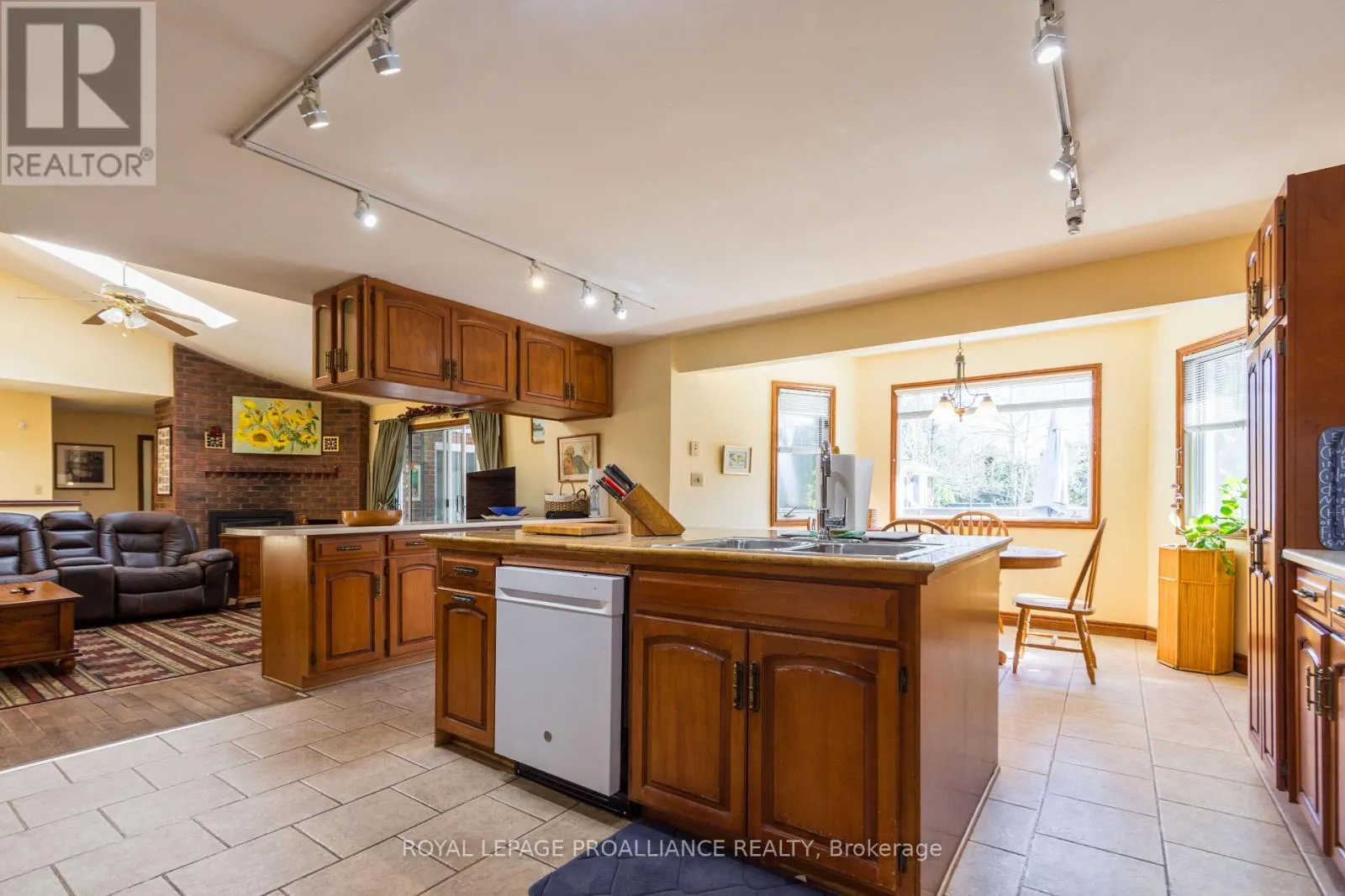 7 BRINTNELL BOULEVARD