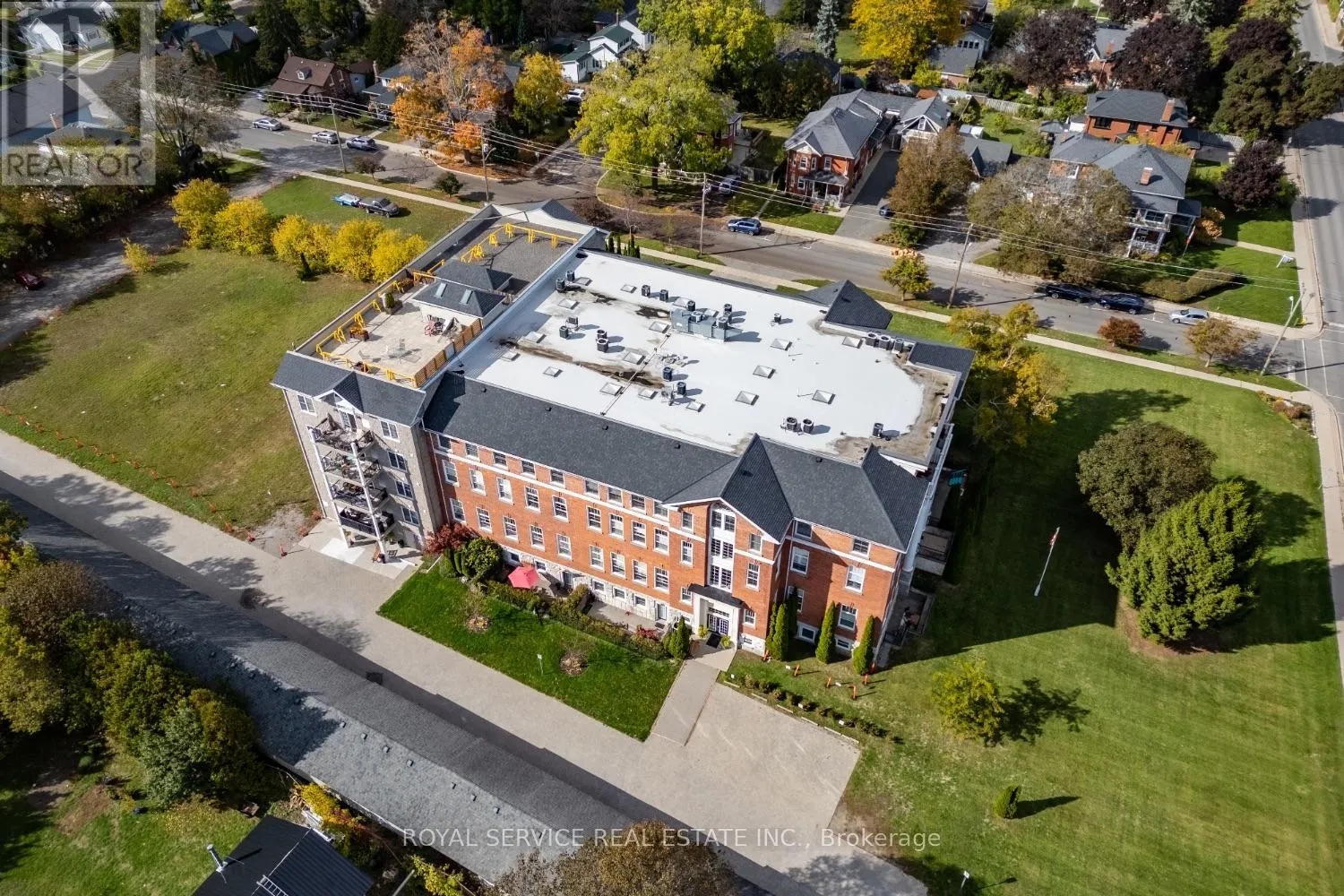 103 - 323 GEORGE STREET, #103