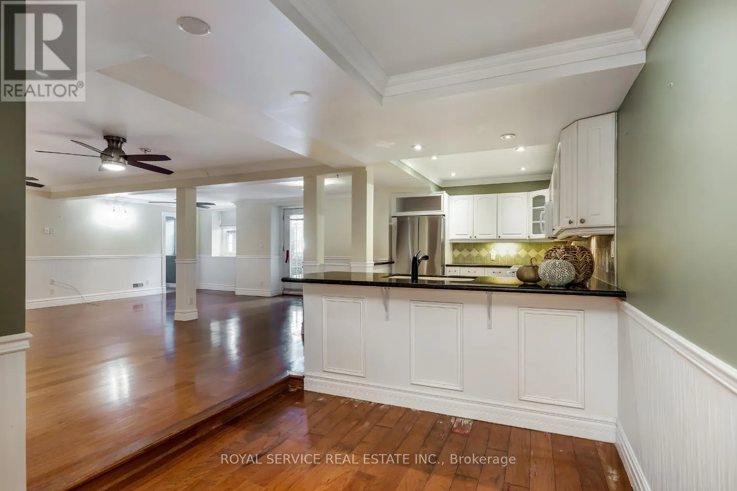 103 - 323 GEORGE STREET, #103