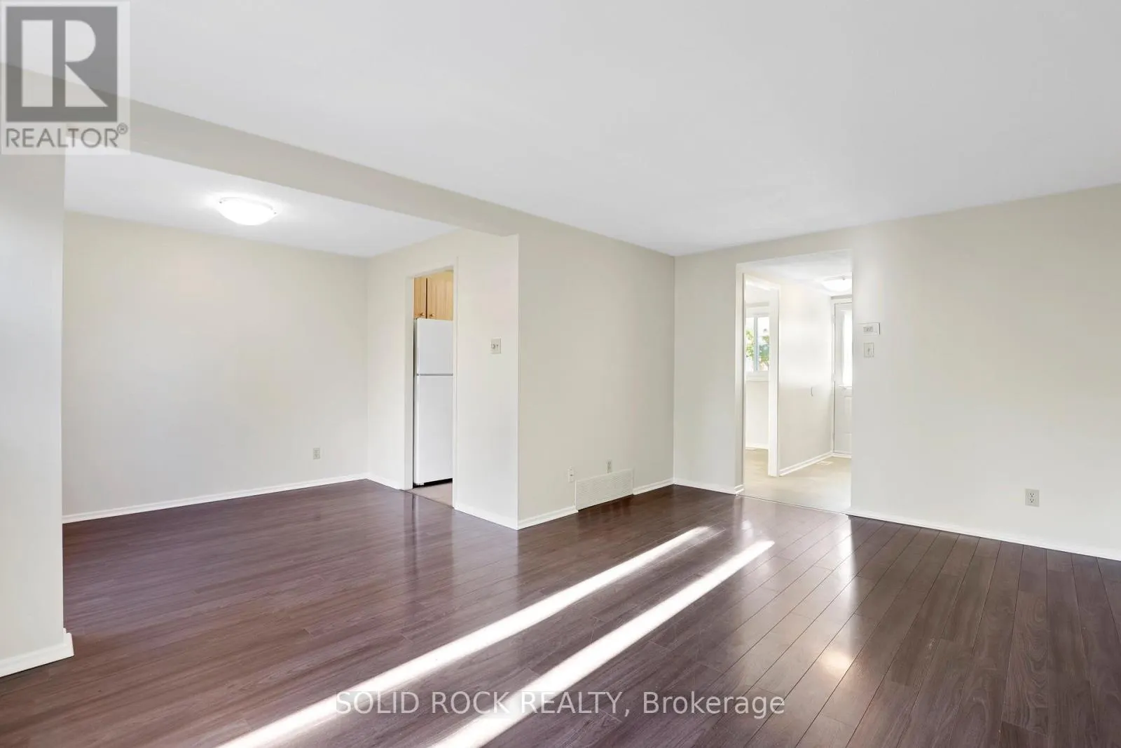 35 THISTLEDOWN COURT