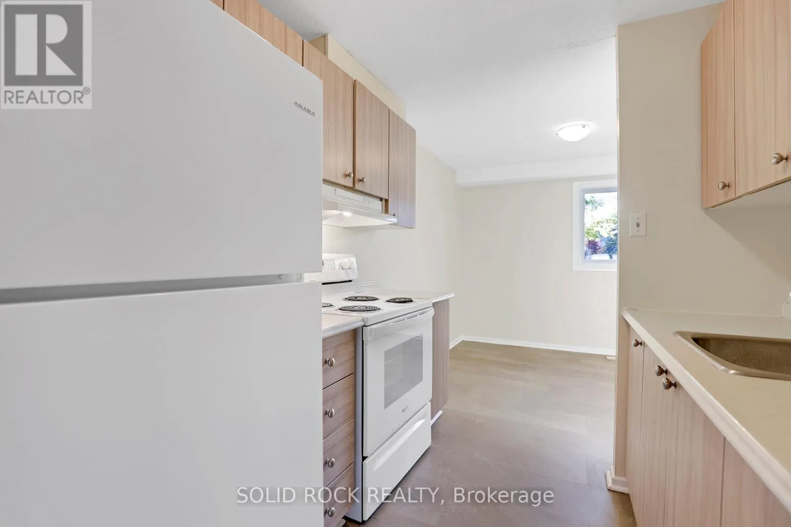 35 THISTLEDOWN COURT