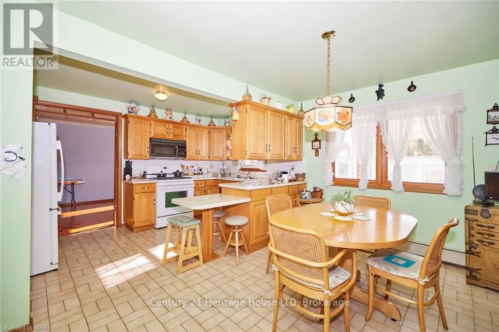 191 CAIRNS CRESCENT