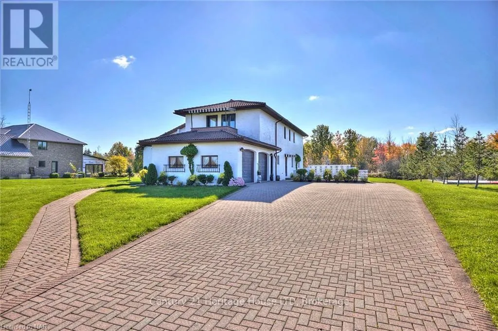 191 CAIRNS CRESCENT
