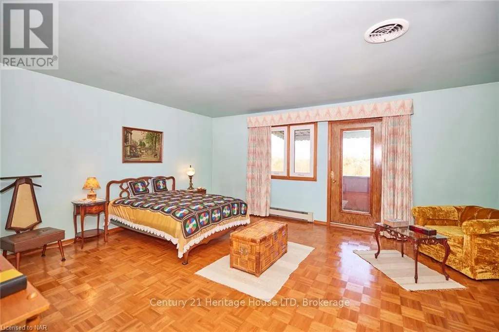 191 CAIRNS CRESCENT
