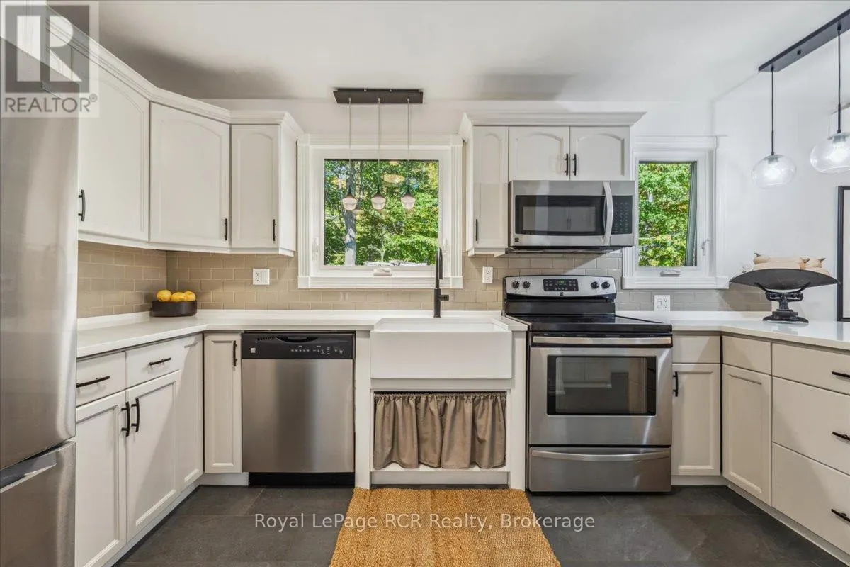 242 1ST STREET A W