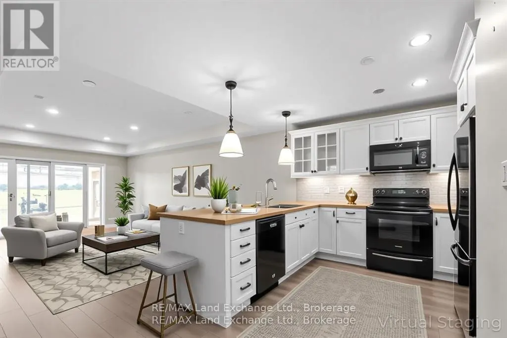 46 FAIRWAY LANE