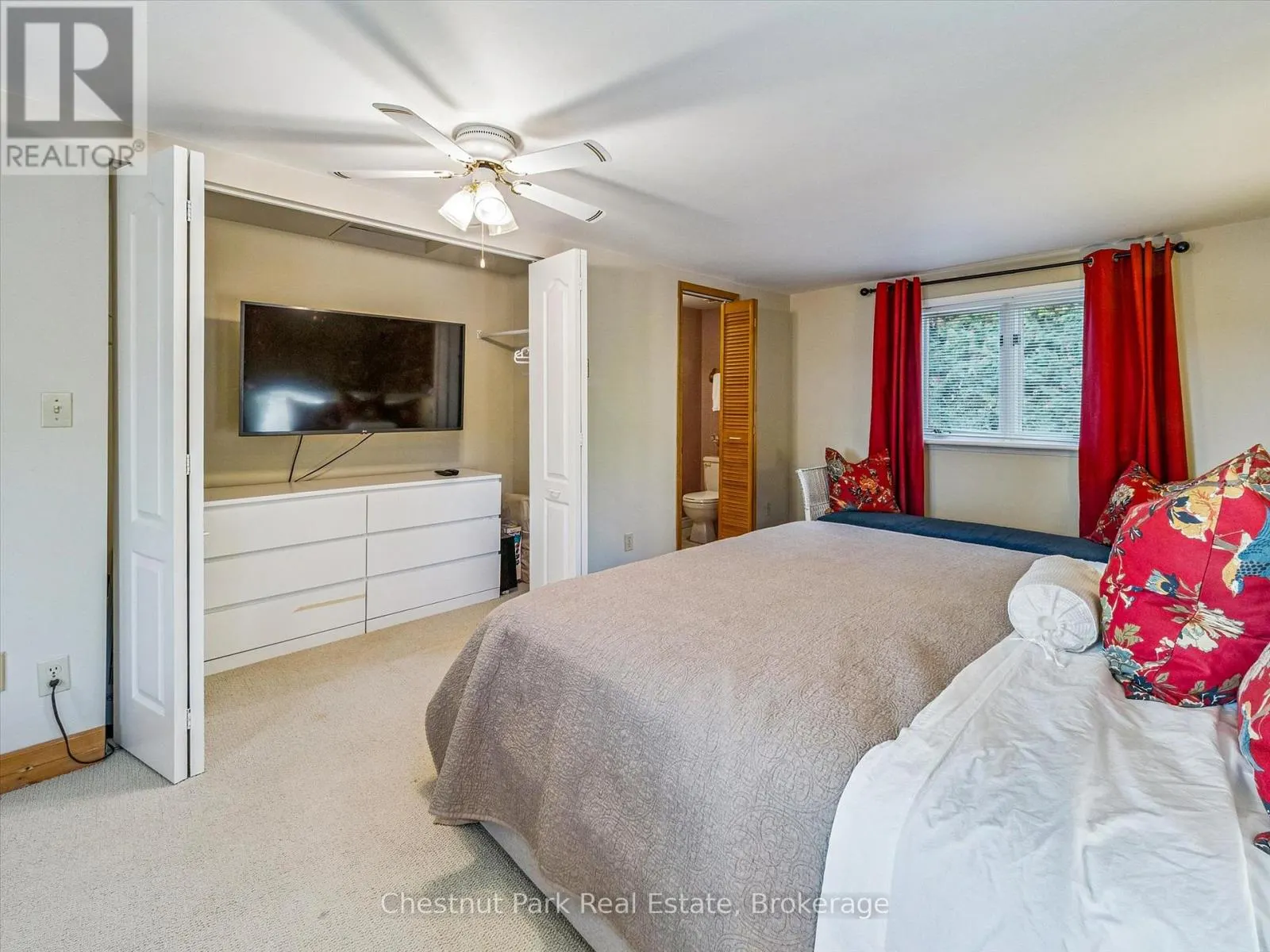 1006 BAILEY LANE