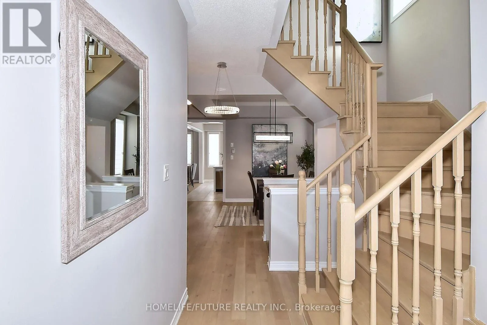 656 LEMAY GROVE