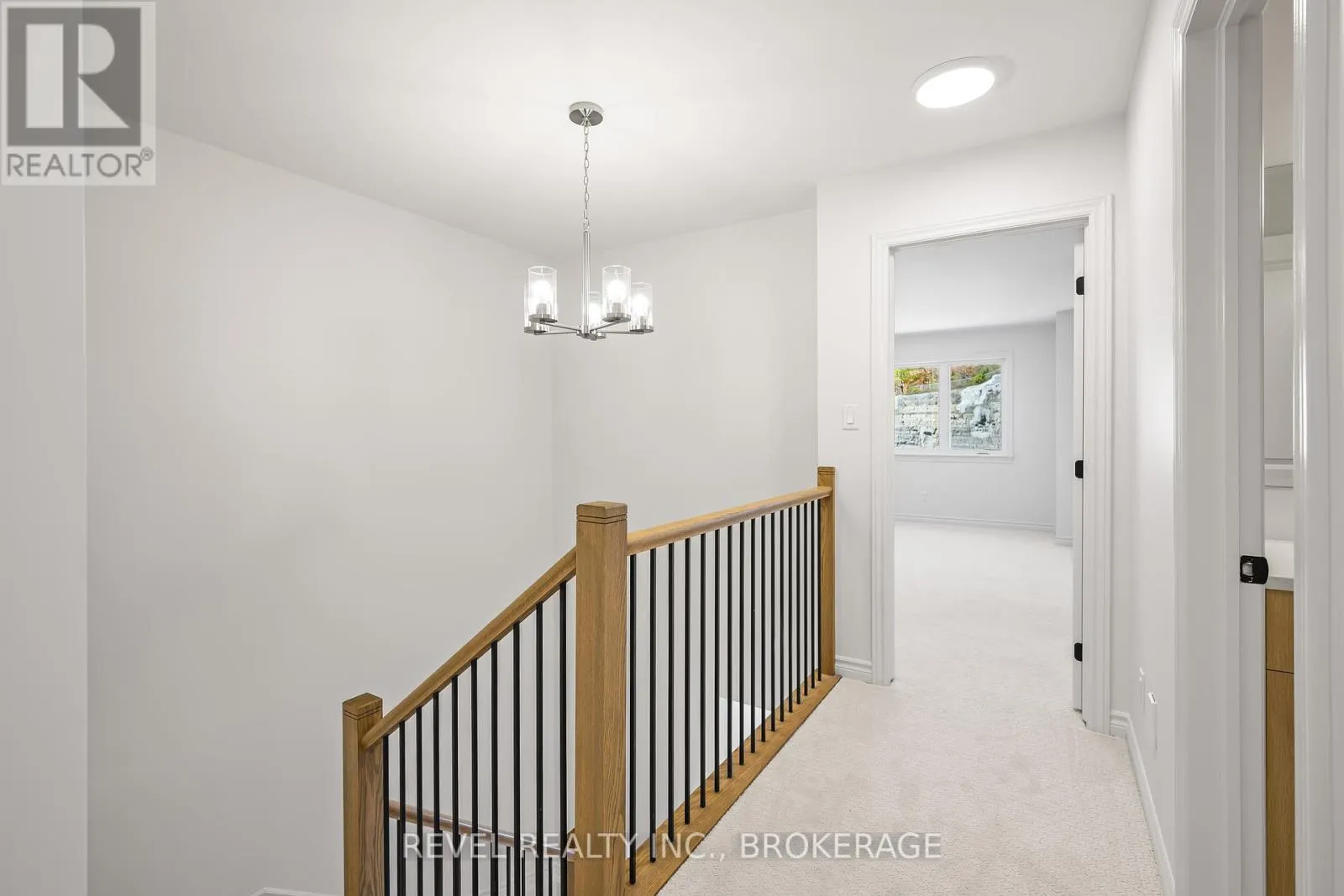 332 DOCKSIDE DRIVE