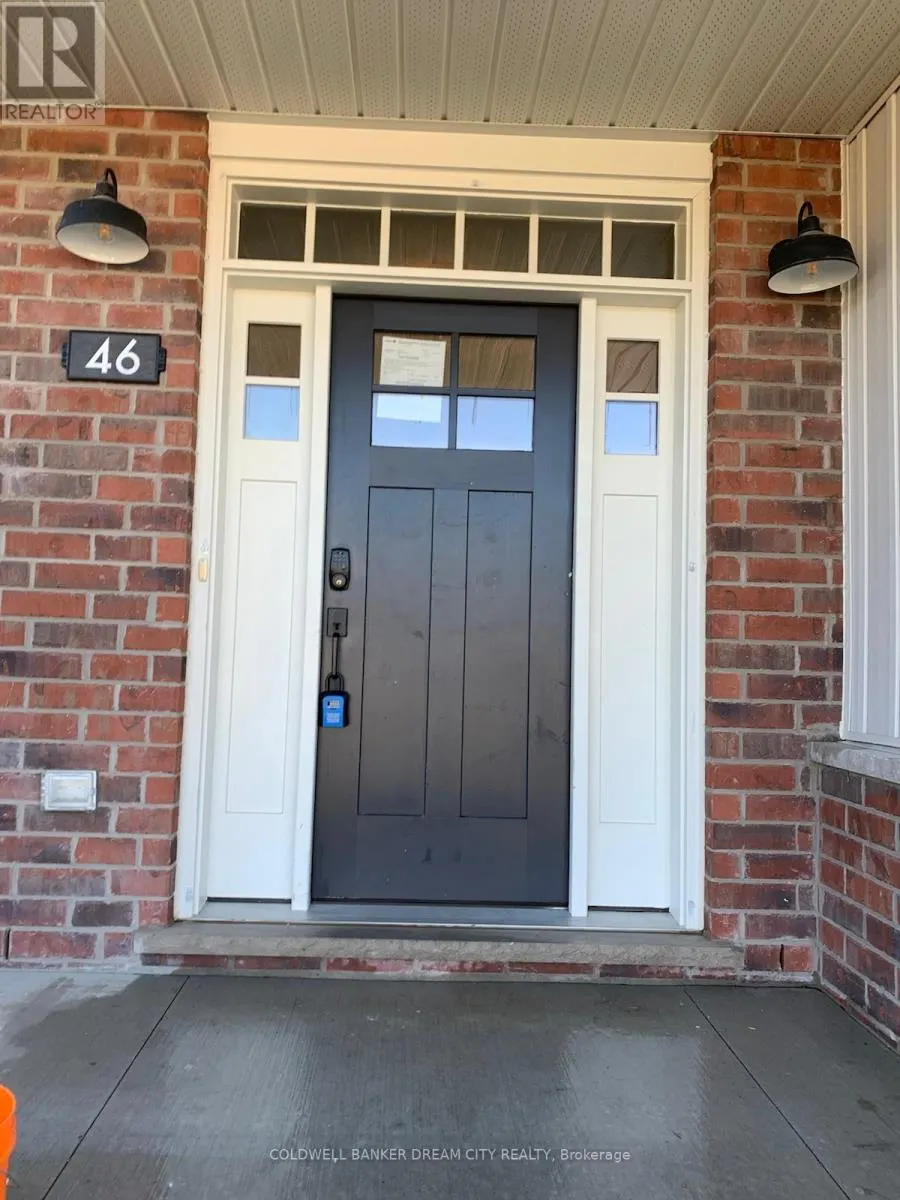 46 CURREN CRESCENT
