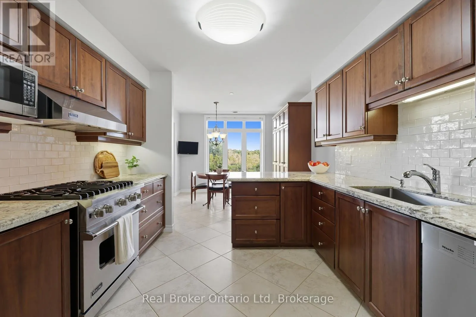 D307 - 71 BAYBERRY DRIVE, #D307