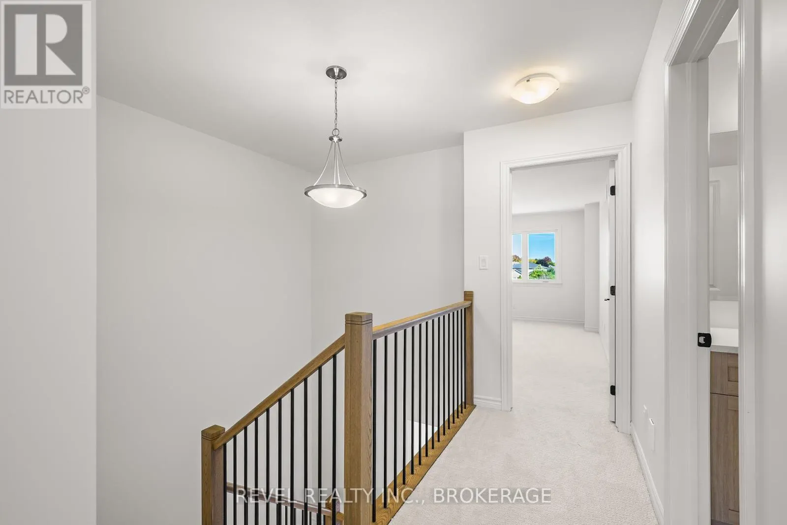 1521 SCARLET STREET