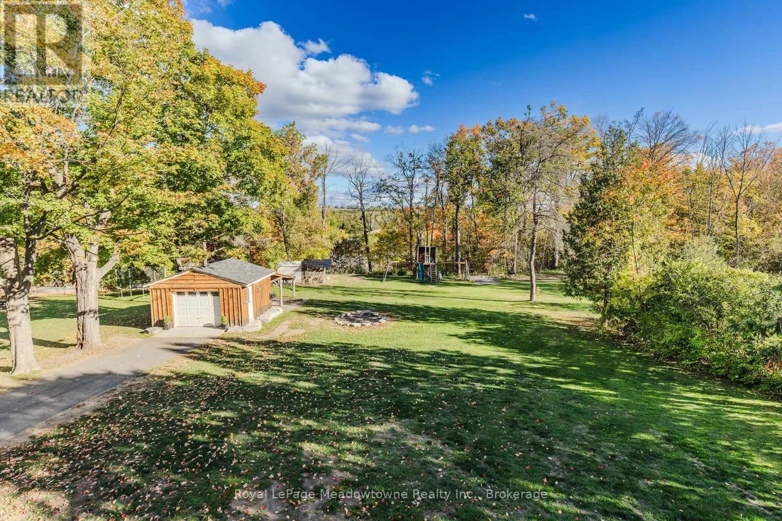 2632 LAKEFIELD ROAD