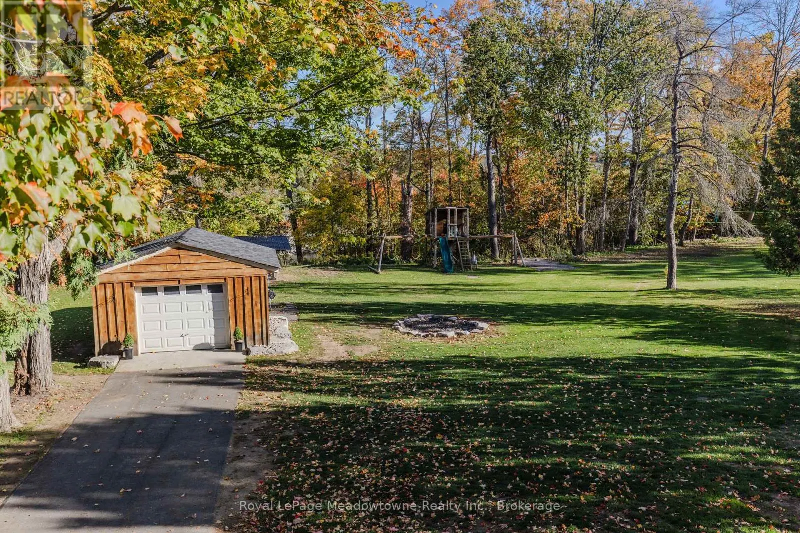 2632 LAKEFIELD ROAD