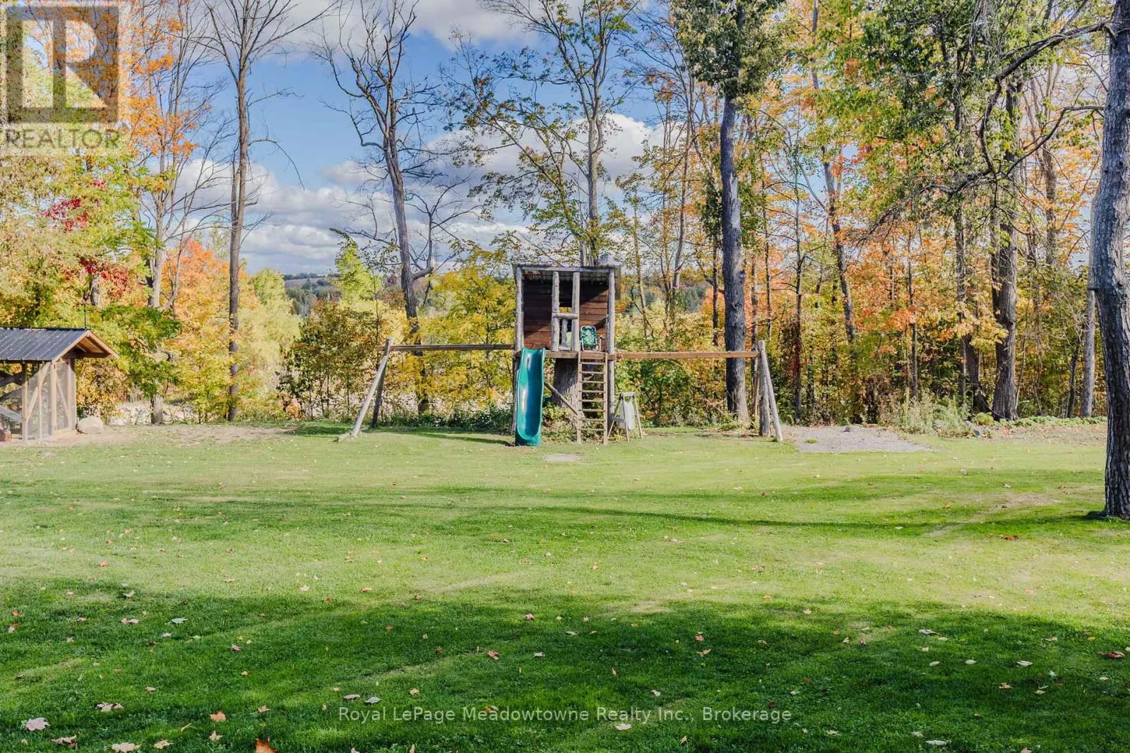 2632 LAKEFIELD ROAD