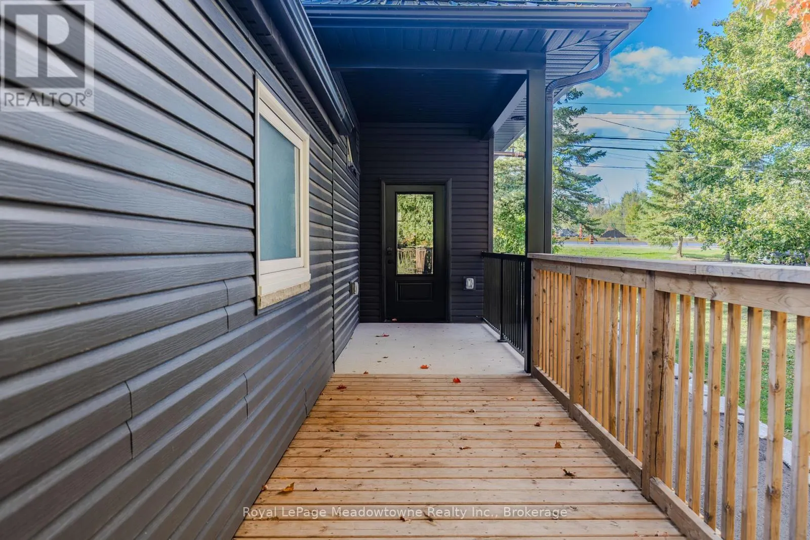 2632 LAKEFIELD ROAD