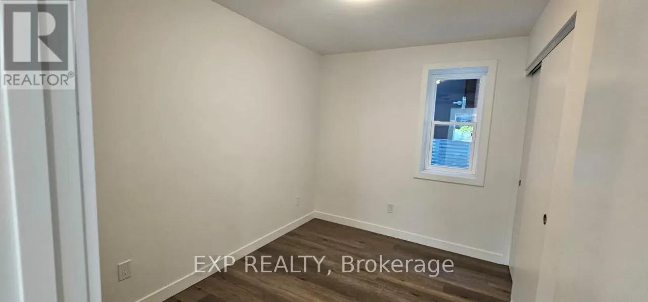 02 - 216 MCARTHUR AVENUE