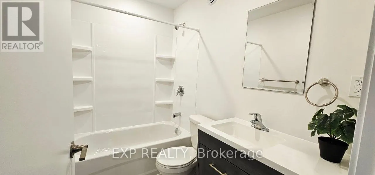 02 - 216 MCARTHUR AVENUE