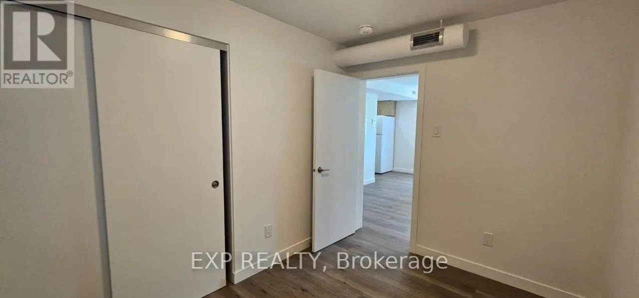02 - 216 MCARTHUR AVENUE