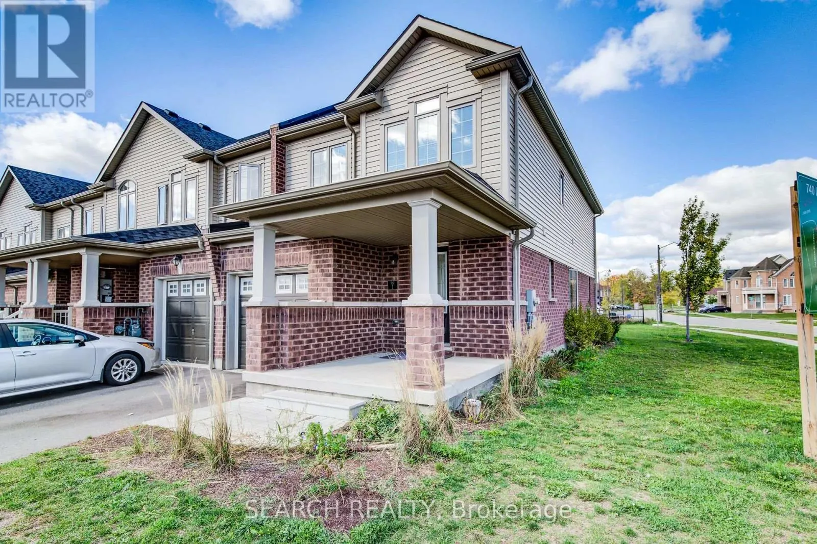 1 - 740 LINDEN DRIVE
