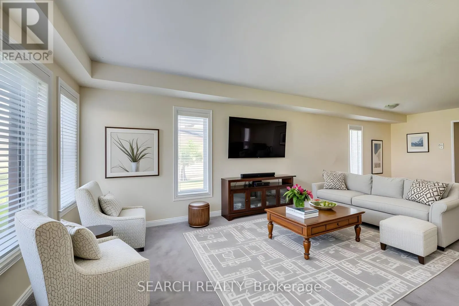 1 - 740 LINDEN DRIVE
