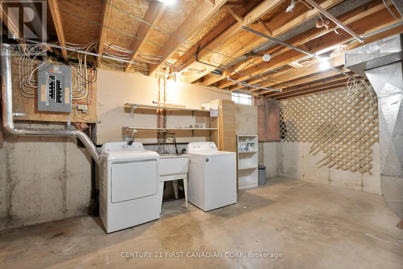 49 - 217 MARTINET AVENUE, #49