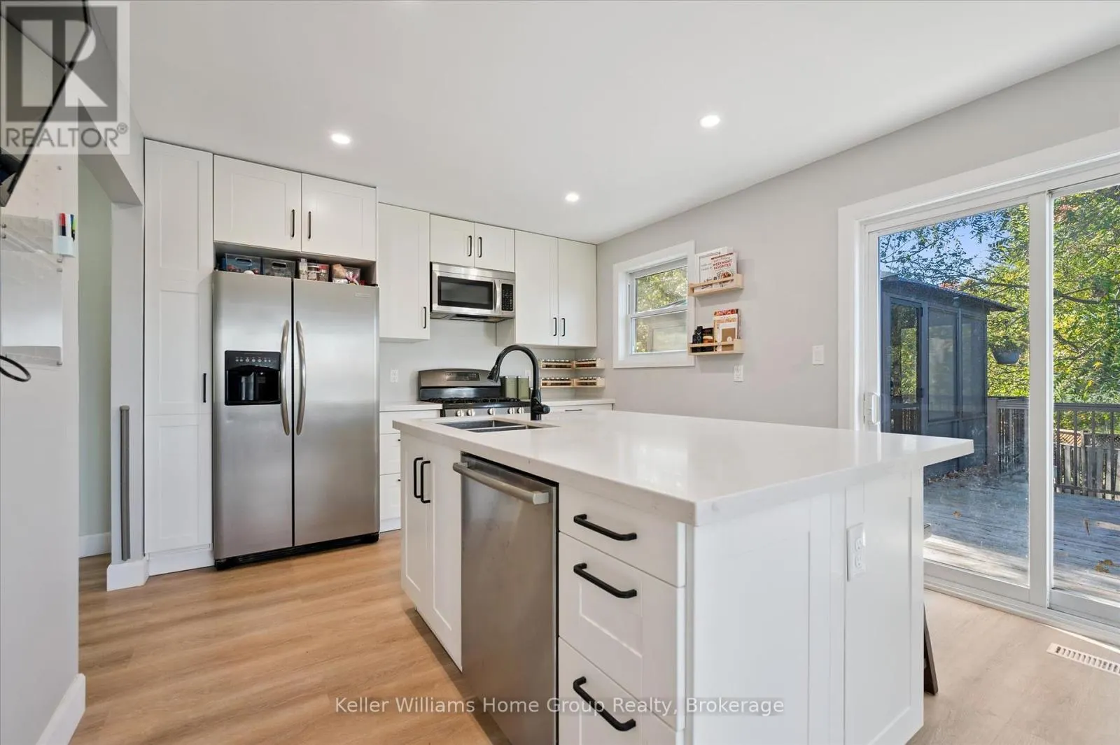 765 WOODHILL DRIVE