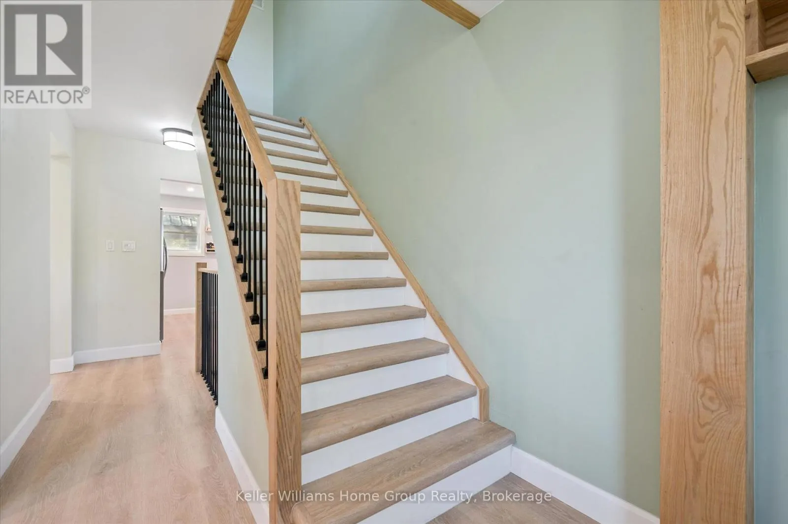 765 WOODHILL DRIVE