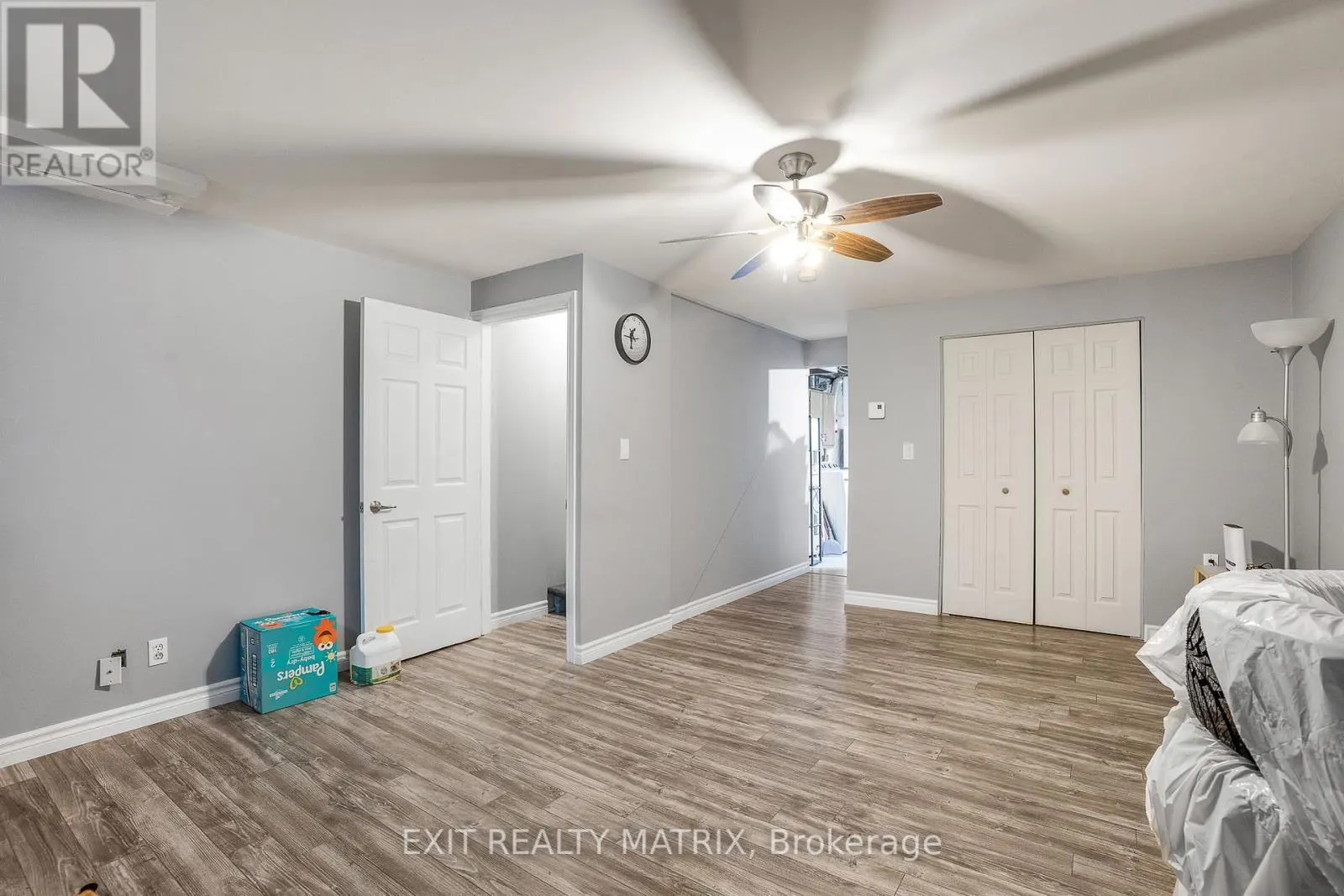 712 NELSON STREET W