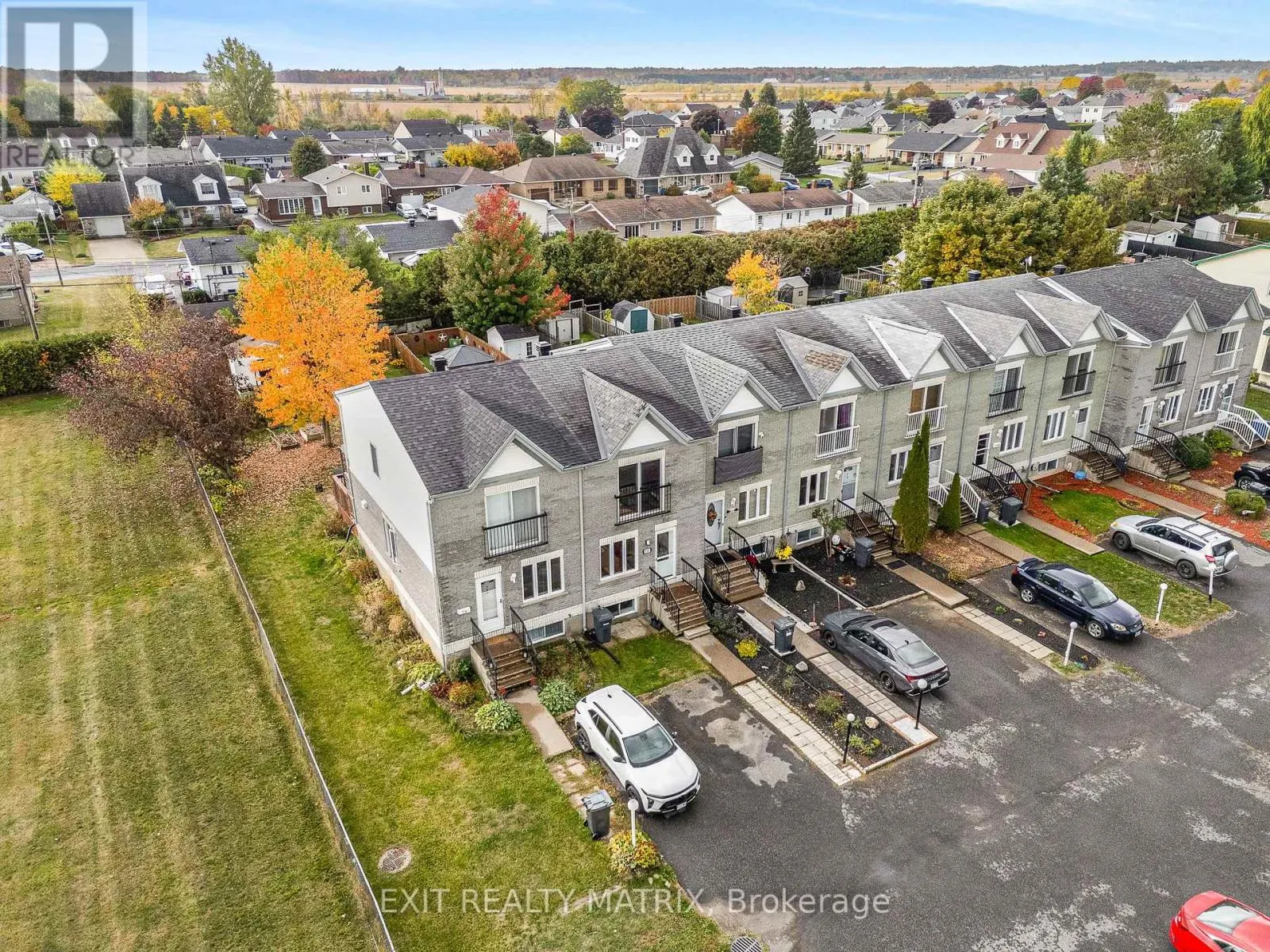 712 NELSON STREET W