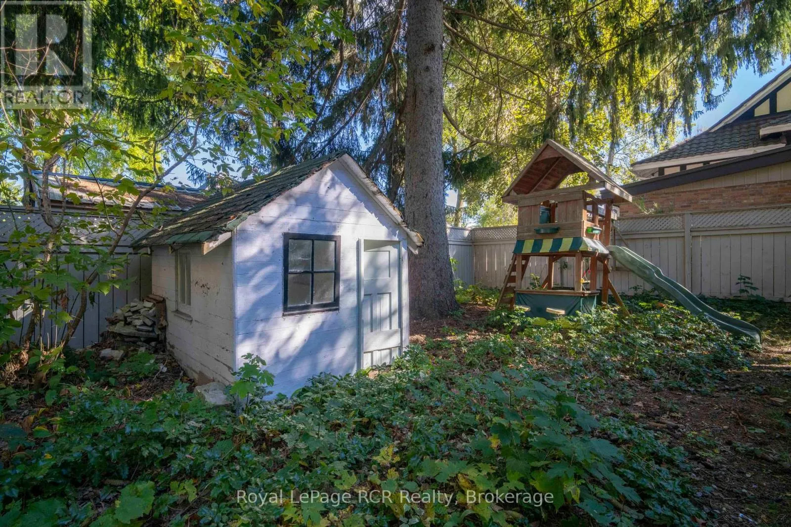 1069 4TH AVENUE W