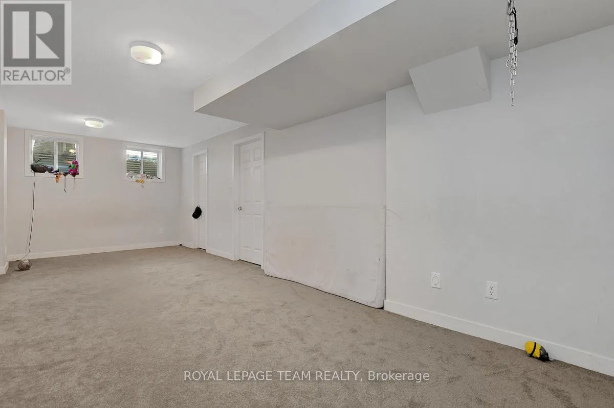 163 YEARLING CIRCLE