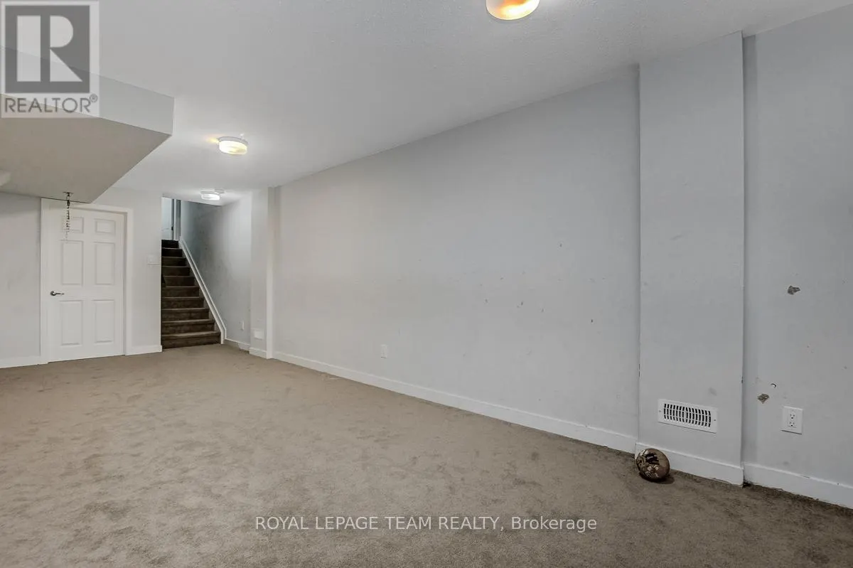 163 YEARLING CIRCLE