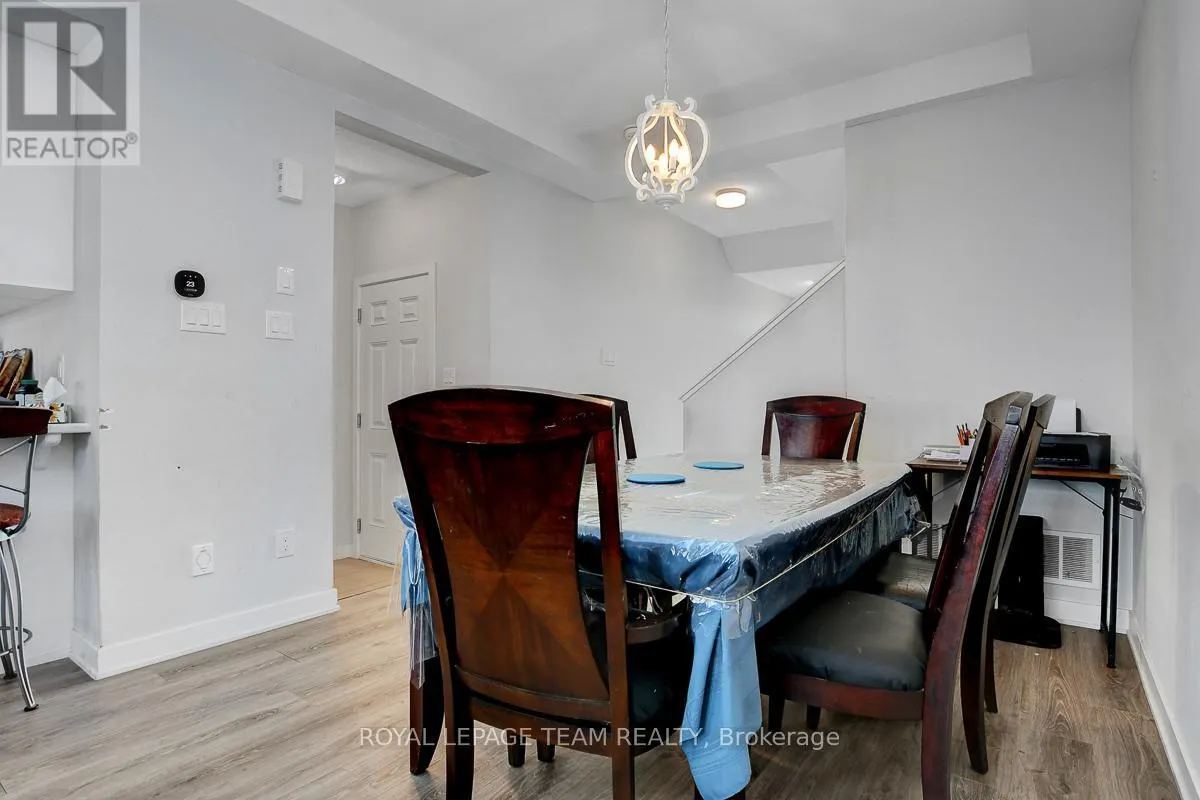 163 YEARLING CIRCLE