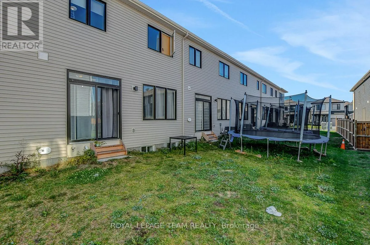 163 YEARLING CIRCLE