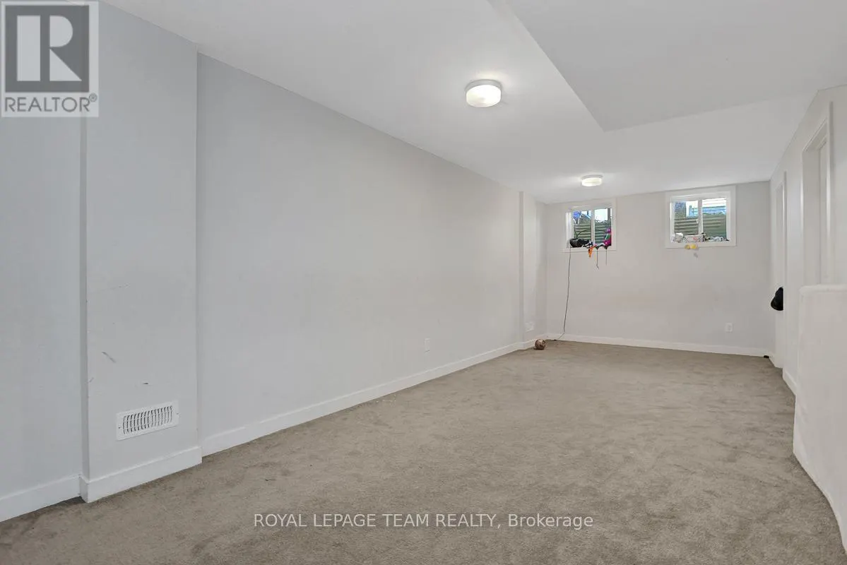 163 YEARLING CIRCLE