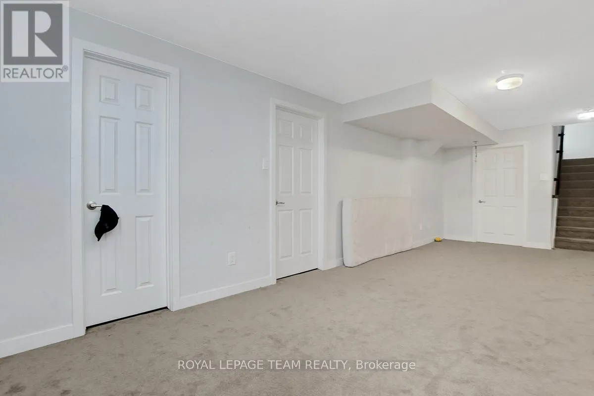 163 YEARLING CIRCLE
