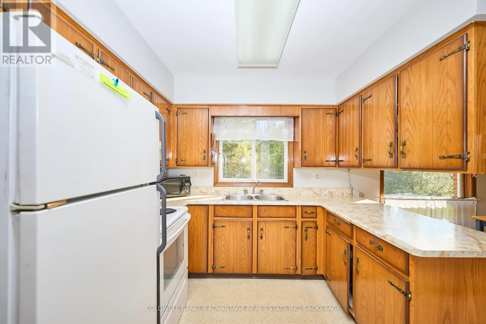925 CARL ROAD
