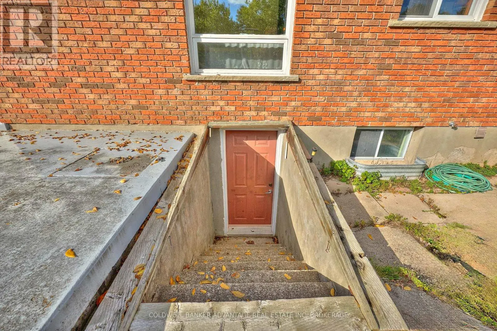 925 CARL ROAD