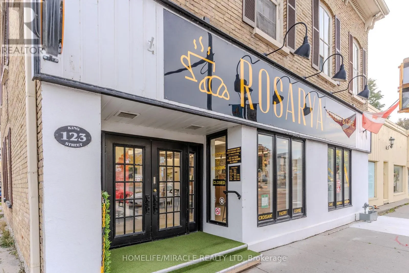 123 KING STREET W