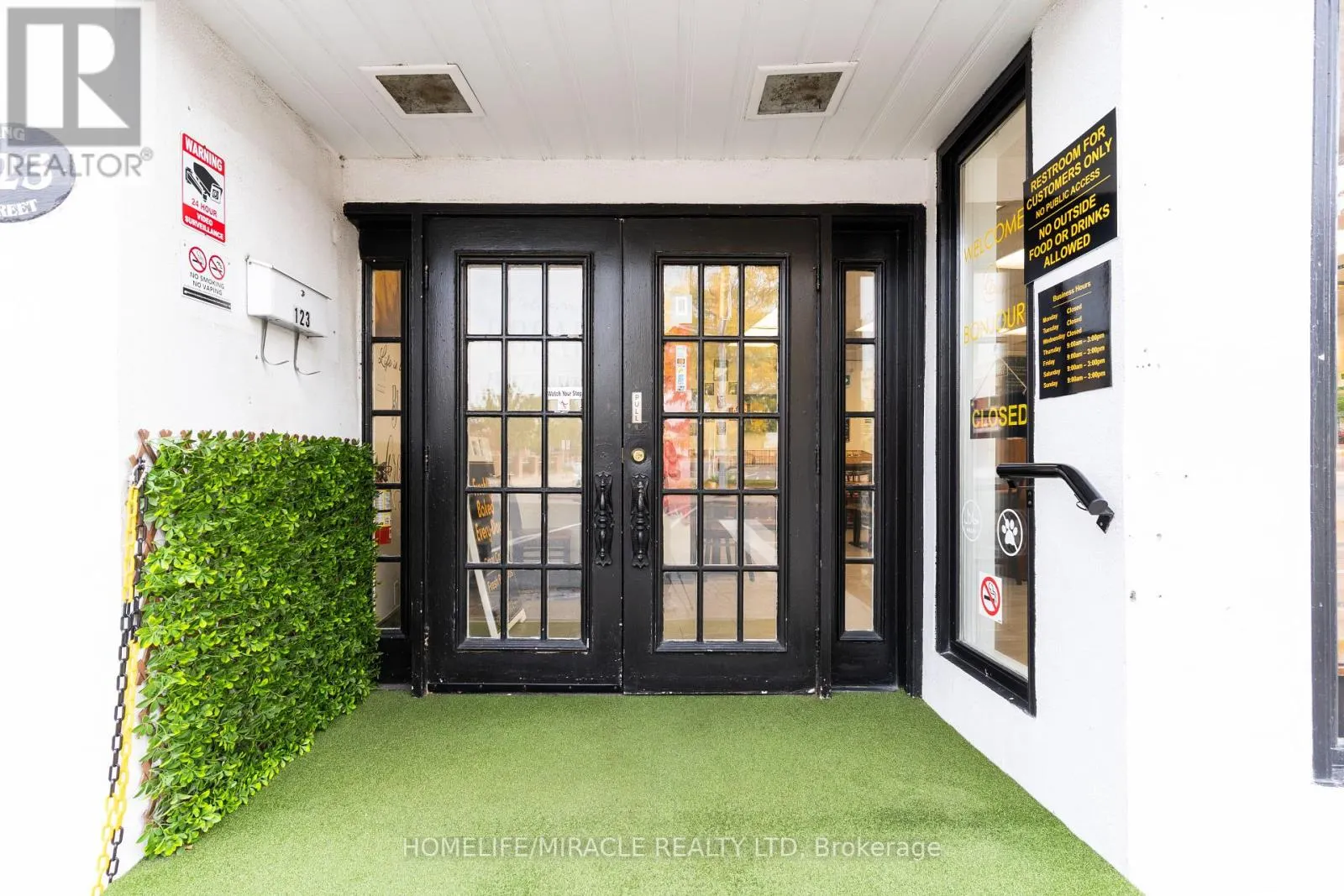 123 KING STREET W