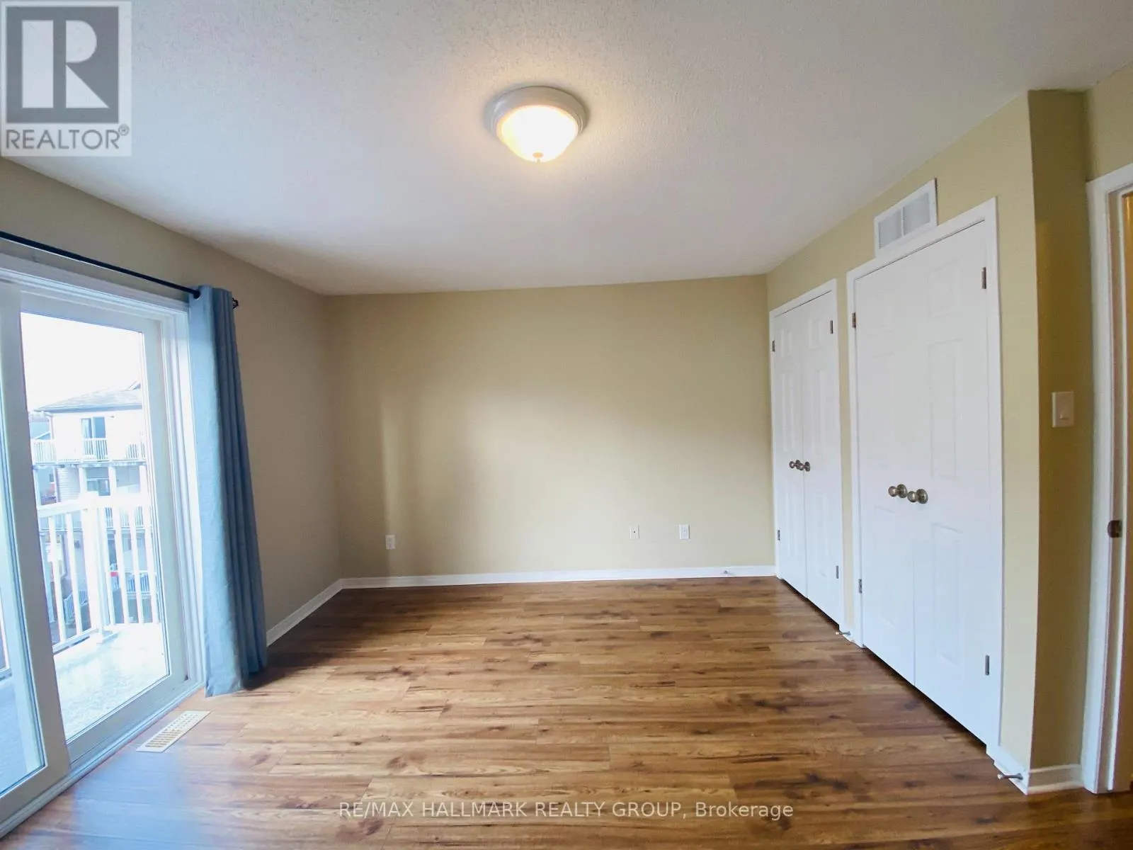338 LONDON TERRACE