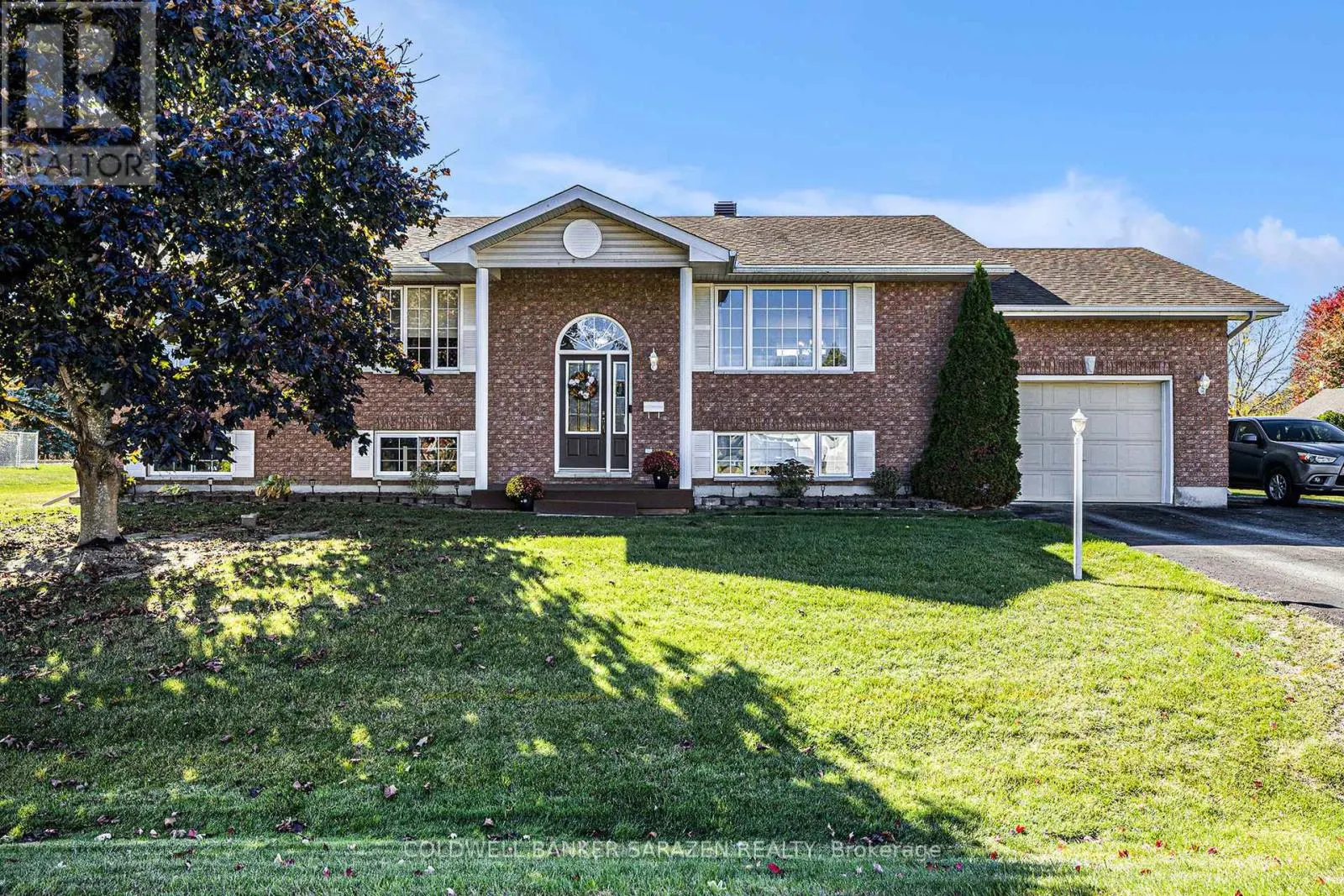 129 RILEY CRESCENT