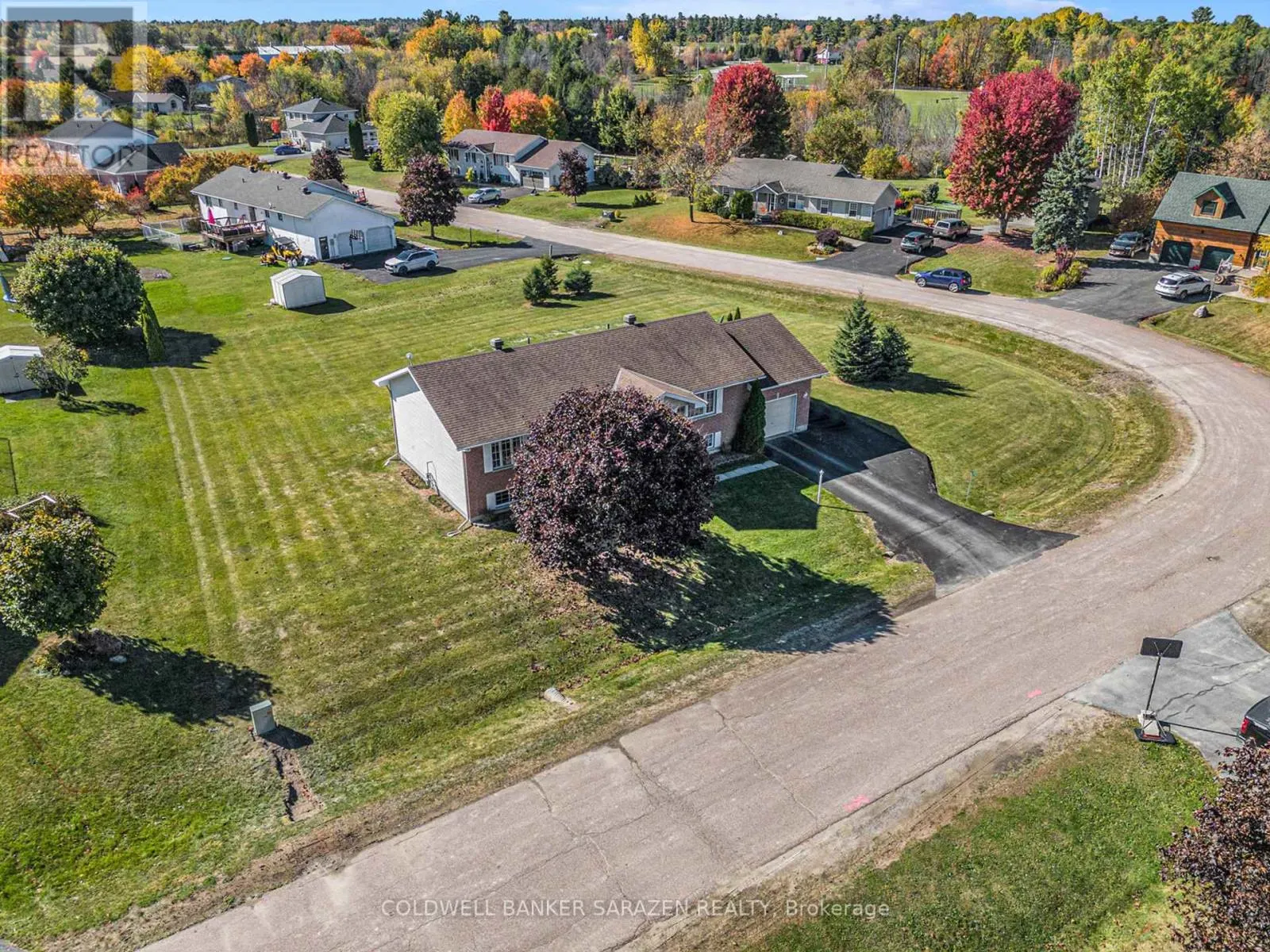 129 RILEY CRESCENT