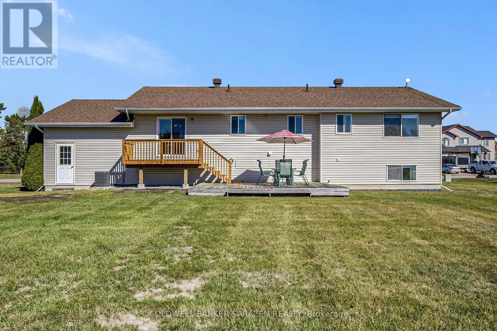 129 RILEY CRESCENT