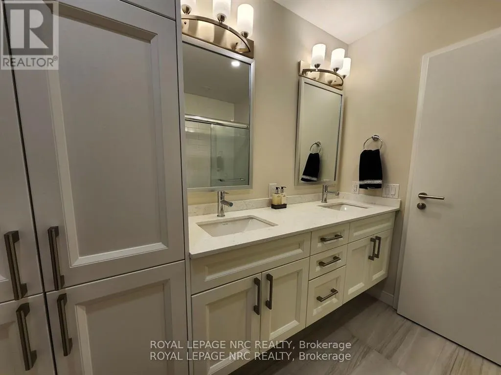 402 - 118 WEST STREET, #402