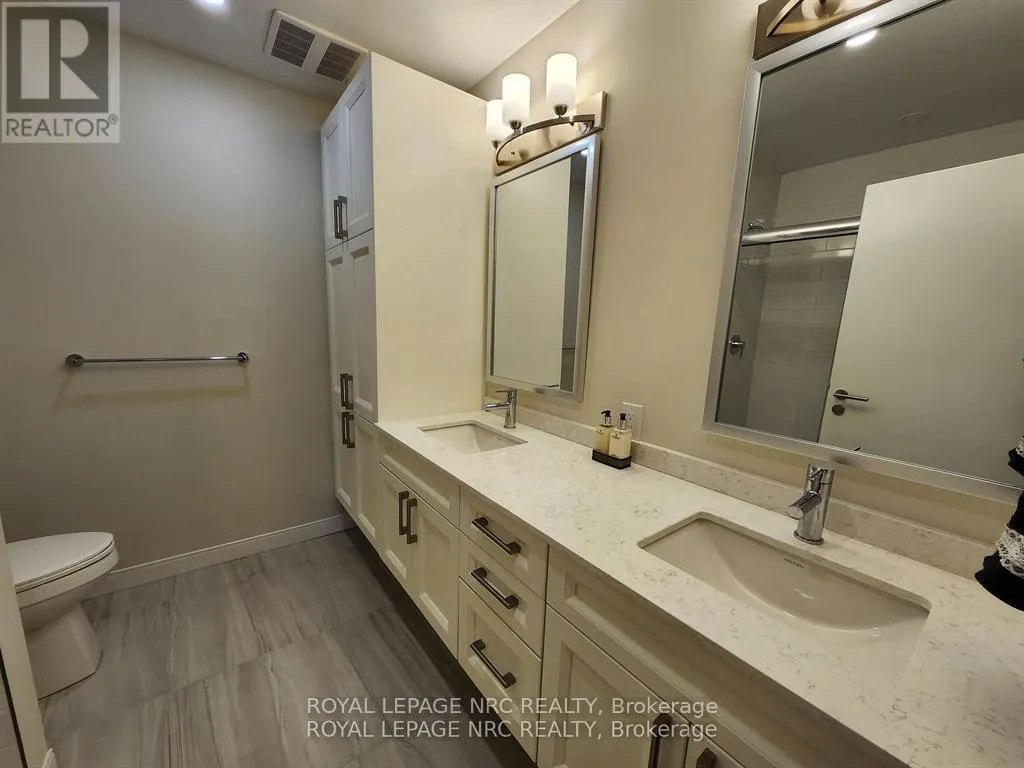 402 - 118 WEST STREET, #402