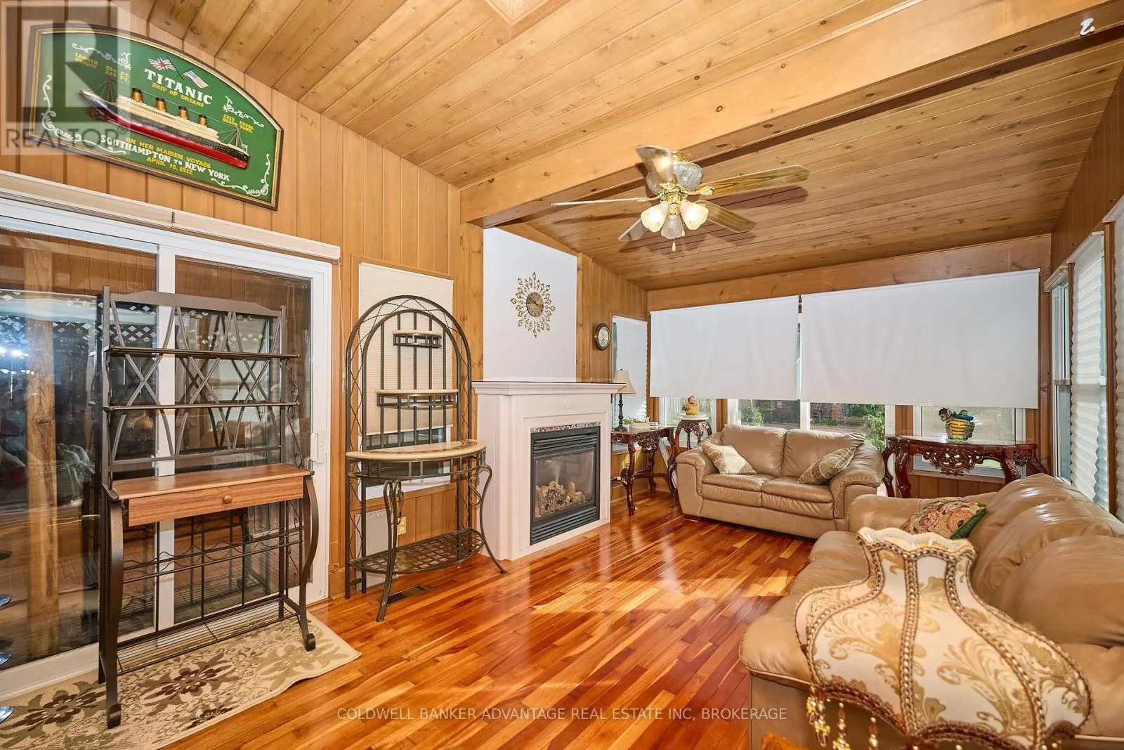 73 LINDEL CRESCENT