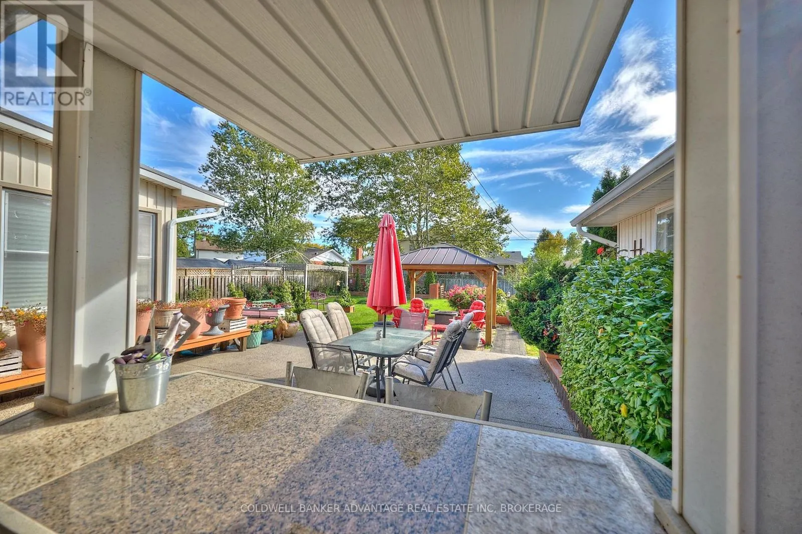 73 LINDEL CRESCENT