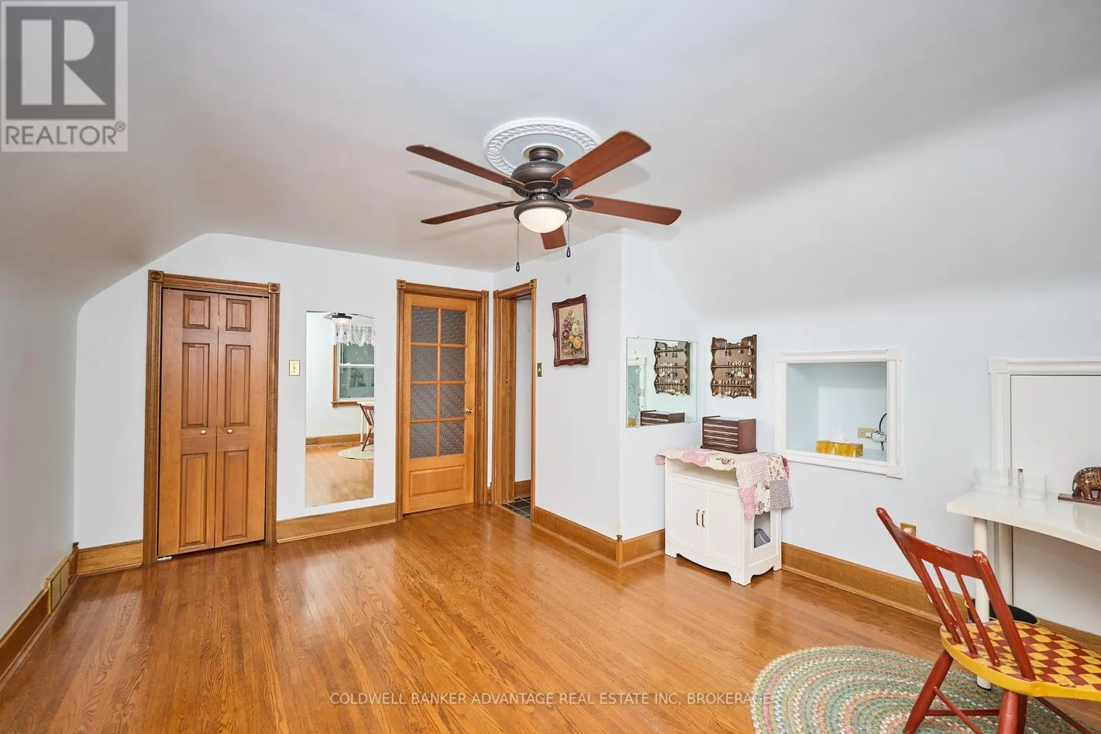 73 LINDEL CRESCENT